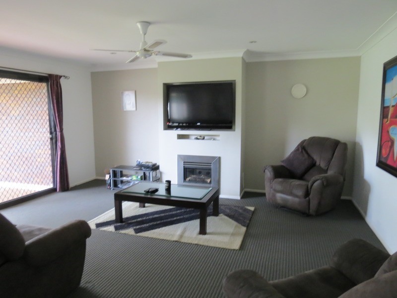 ROOM 2/12 Coachwood Court, Burleigh Waters QLD 4220