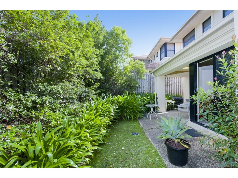 17/5 Assembly  Drive, Varsity Lakes QLD 4227