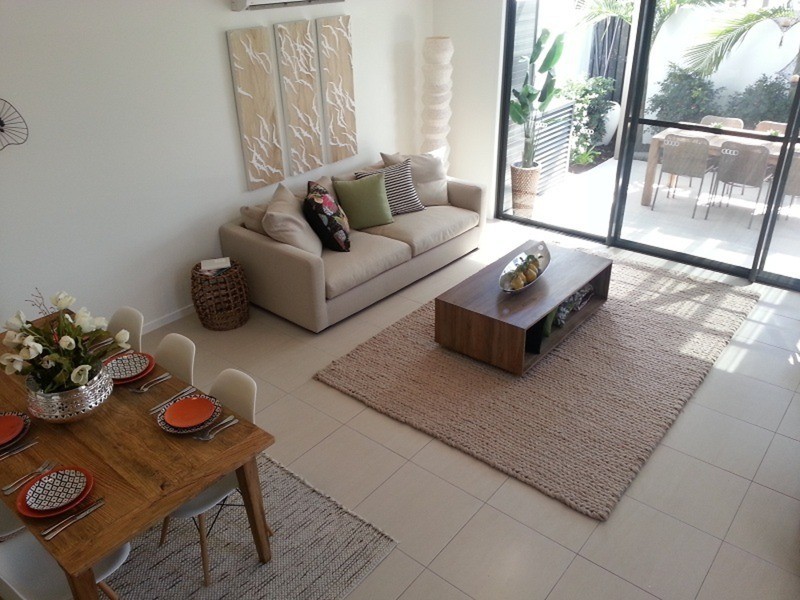 1 Gardenway, Robina QLD 4226