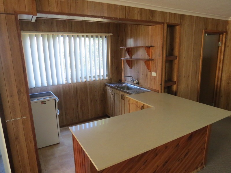 6B Eucalyptus Avenue, Varsity Lakes QLD 4227