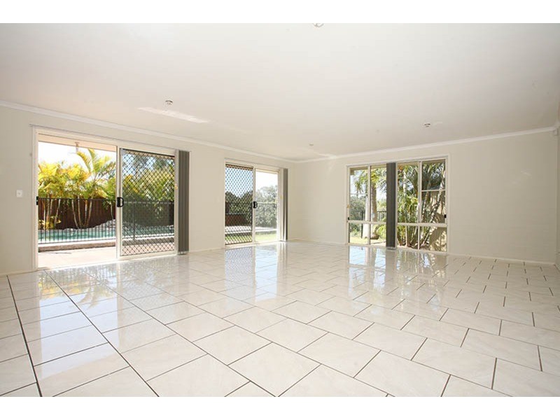 20 Leopardwood  Circuit, Robina QLD 4226