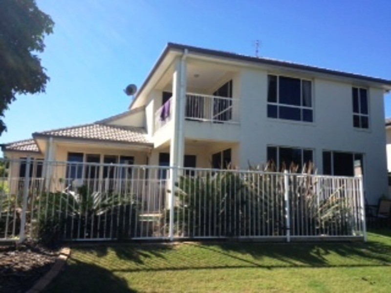 10 Parkview Place, Helensvale QLD 4212