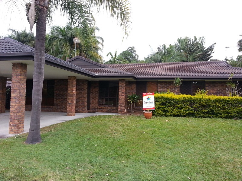 14 Angaston Avenue, Carrara QLD 4211