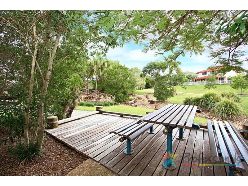 6 Fan Road, Robina QLD 4226