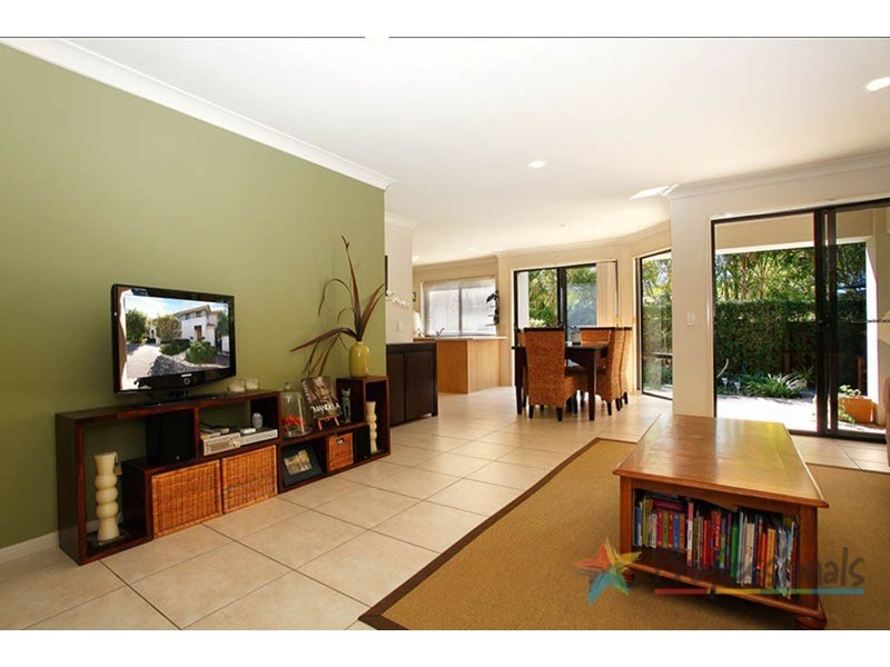 12/5 Assembly  Drive, Varsity Lakes QLD 4227