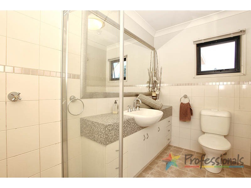 12/5 Assembly  Drive, Varsity Lakes QLD 4227