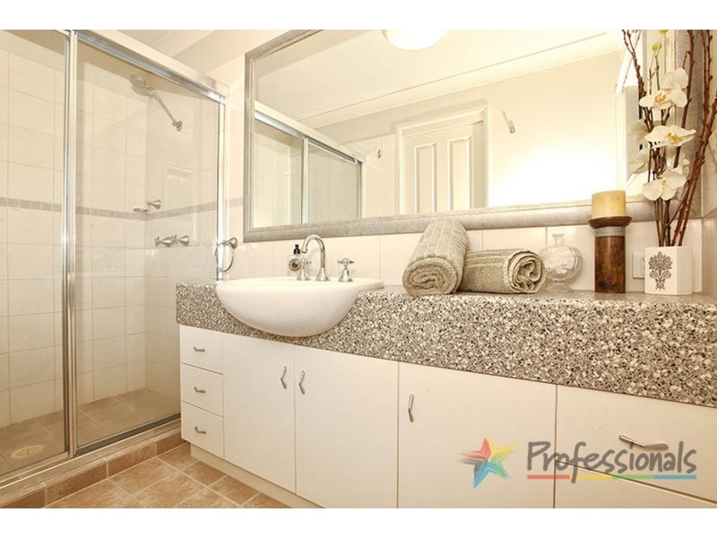 12/5 Assembly  Drive, Varsity Lakes QLD 4227