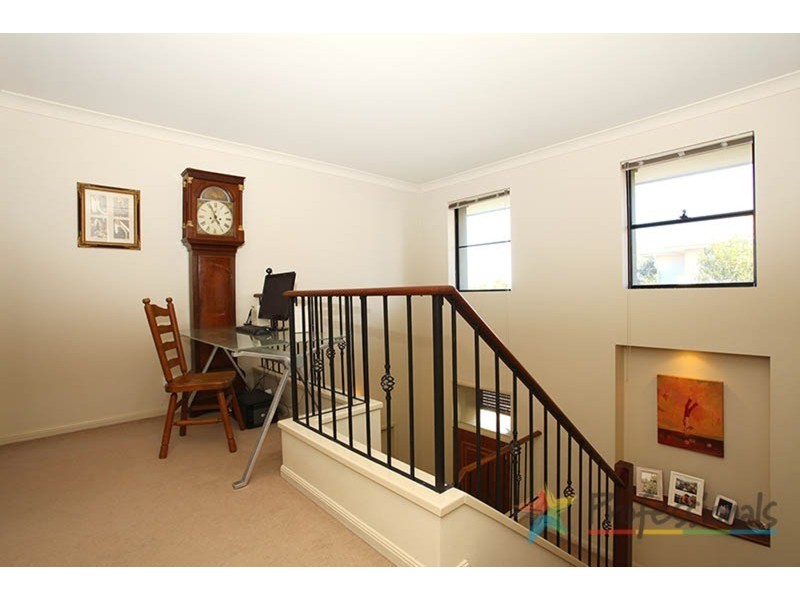 12/5 Assembly  Drive, Varsity Lakes QLD 4227