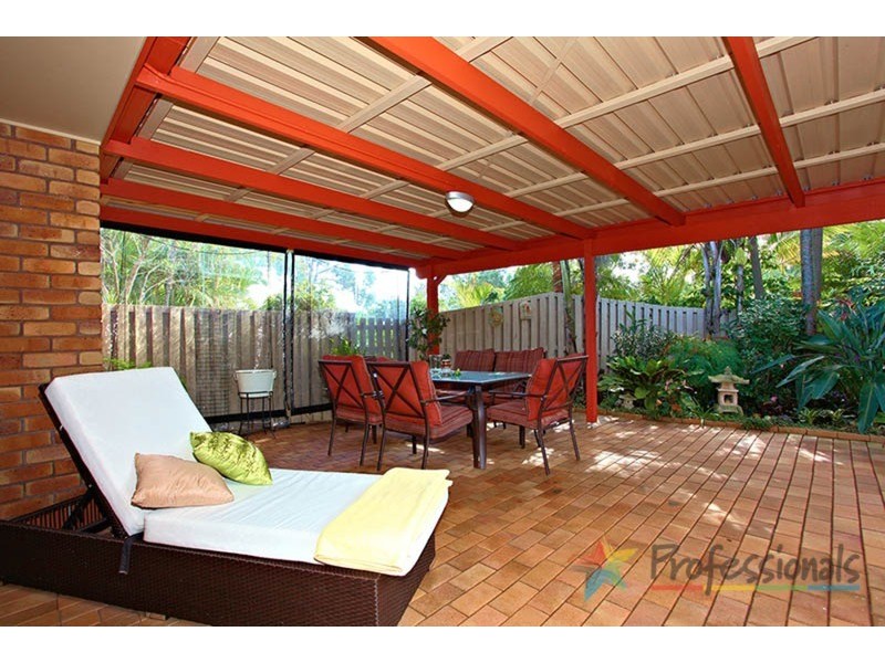 2 Belmore Close, Robina QLD 4226