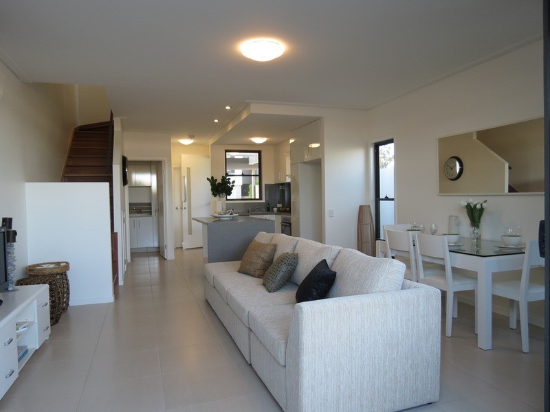 18 The Garden Way, Robina QLD 4226