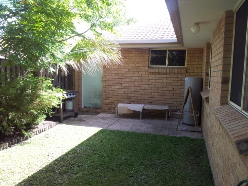 19 Parkside Circuit, Robina QLD 4226