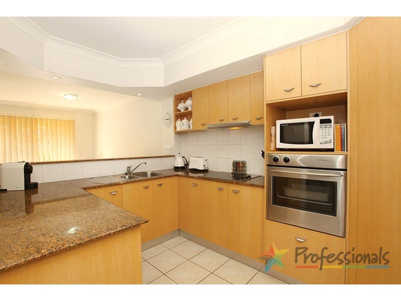 3/480 Christine Avenue, Robina QLD 4226