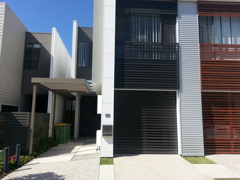10 the garden Way, Robina QLD 4226