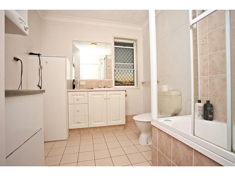 18/2489 Gold Coast Highway, Mermaid Beach QLD 4218