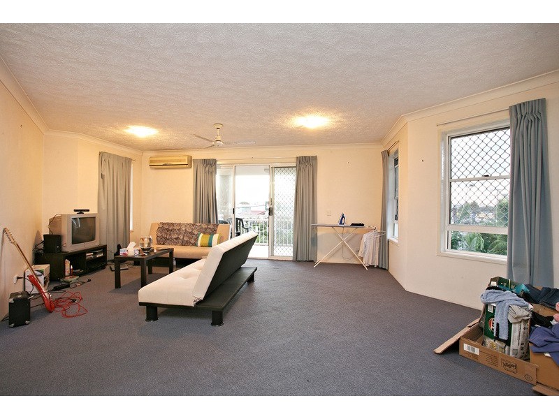 18/2489 Gold Coast Highway, Mermaid Beach QLD 4218