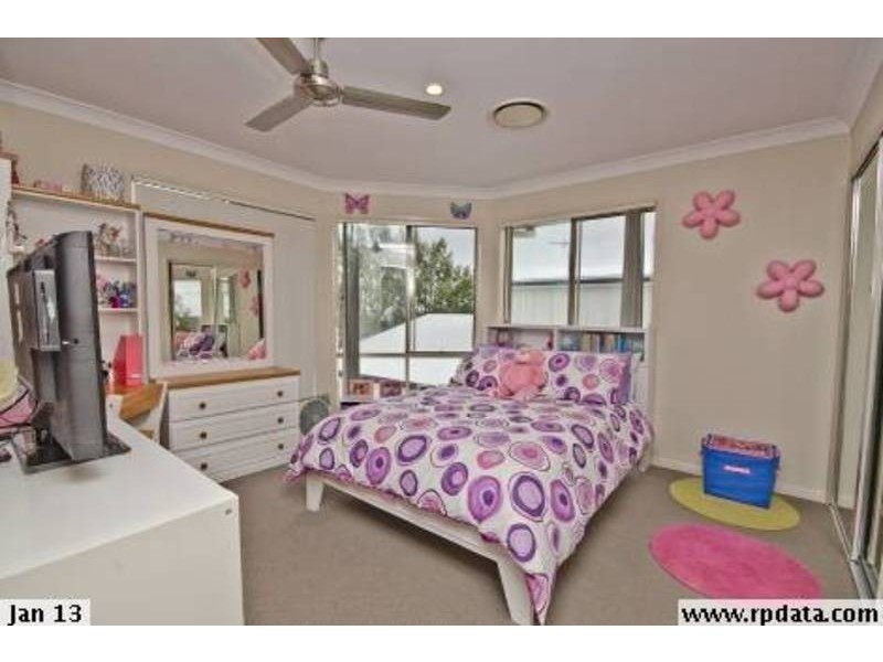 5 Silvermaple Court, Robina QLD 4226