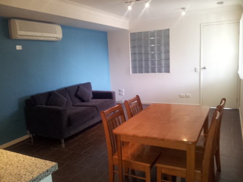 1a/20 Tourangeau Crescent, Varsity Lakes QLD 4227