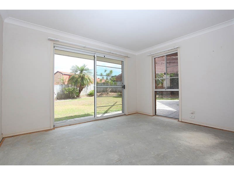 12 Prestwick Court, Robina QLD 4226