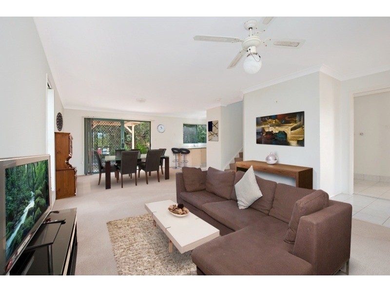 40 Clear River Boulevard, Ashmore QLD 4214