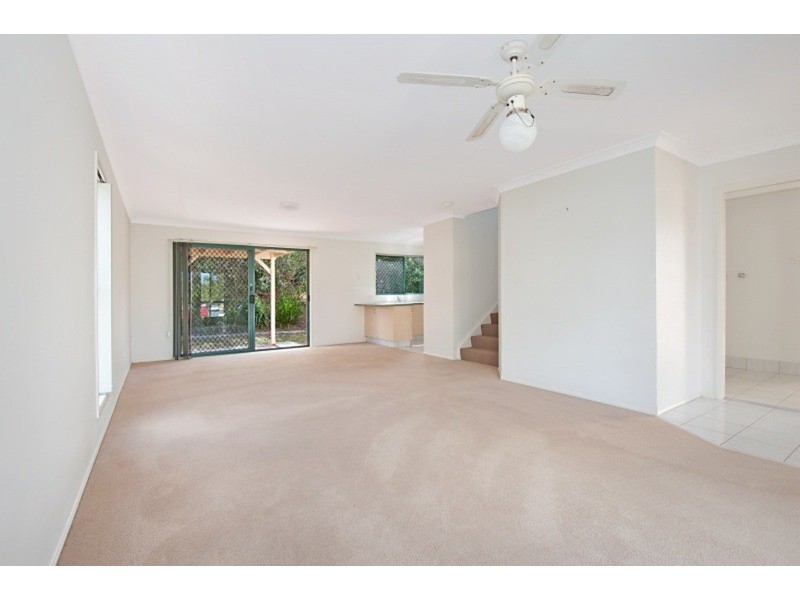 40 Clear River Boulevard, Ashmore QLD 4214