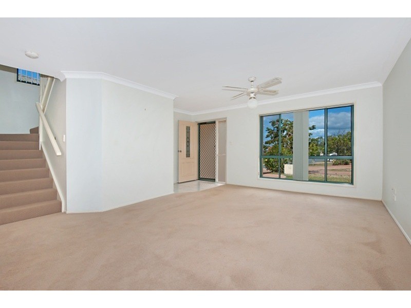 40 Clear River Boulevard, Ashmore QLD 4214