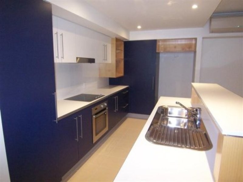 1/42 Scottsdale Drive, Robina QLD 4226