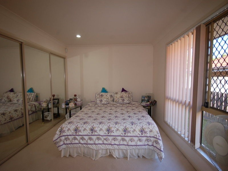 24 Queen Charlotte  Court, Mudgeeraba QLD 4213
