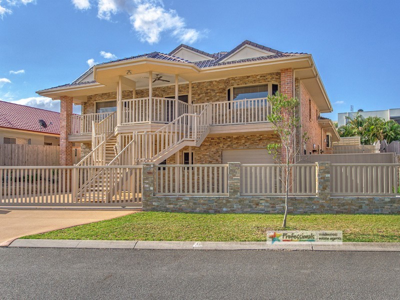 33 Meridien Avenue, Varsity Lakes QLD 4227