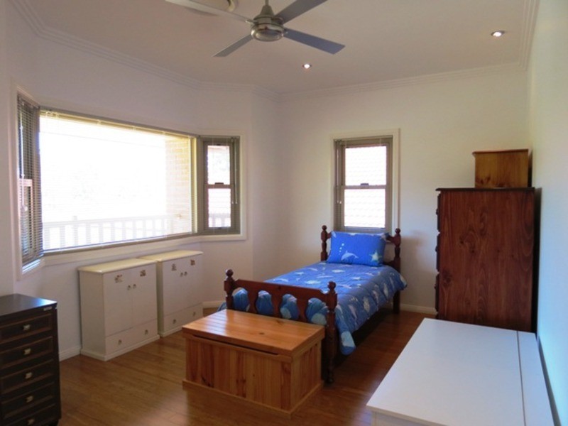 33 Meridien Avenue, Varsity Lakes QLD 4227