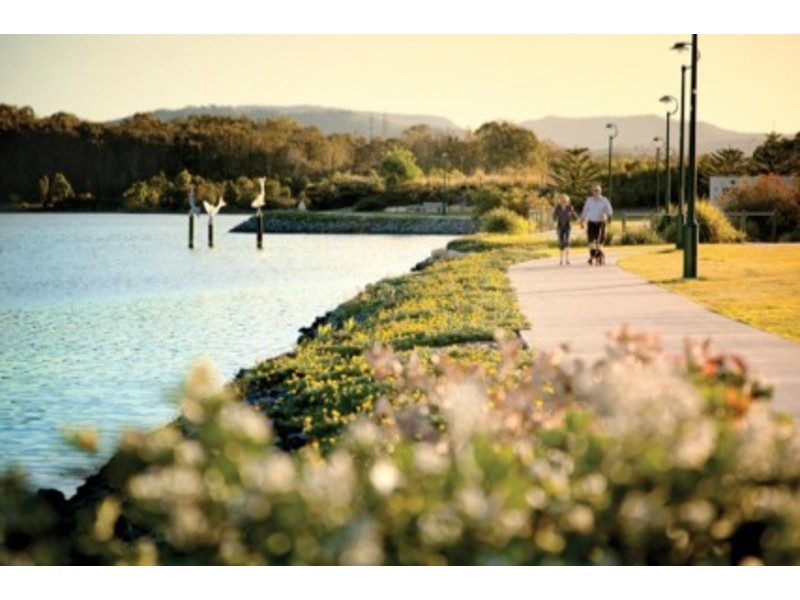 8 Vanderbilt Court, Varsity Lakes QLD 4227