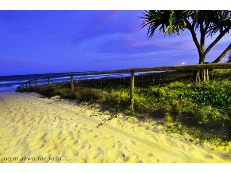 9/116 Petrel  Avenue, Mermaid Beach QLD 4218