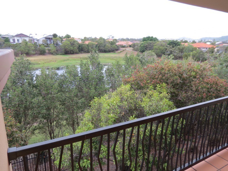 12/480 Christine Avenue, Robina QLD 4226