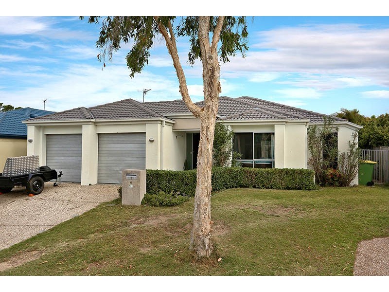 6 Oxford Court, Robina QLD 4226