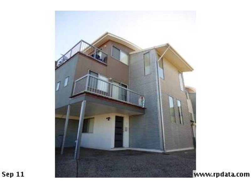 3c/20 Tourangeau Crescent, Varsity Lakes QLD 4227