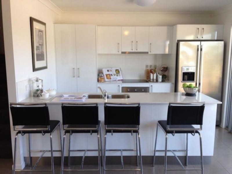 48 Macadie Way, Merrimac QLD 4226