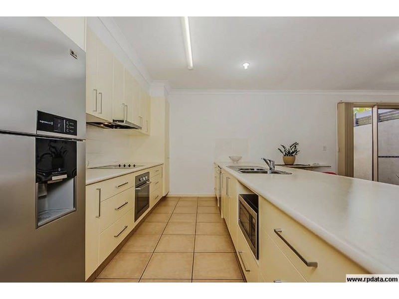 .. Meridien Avenue, Varsity Lakes QLD 4227