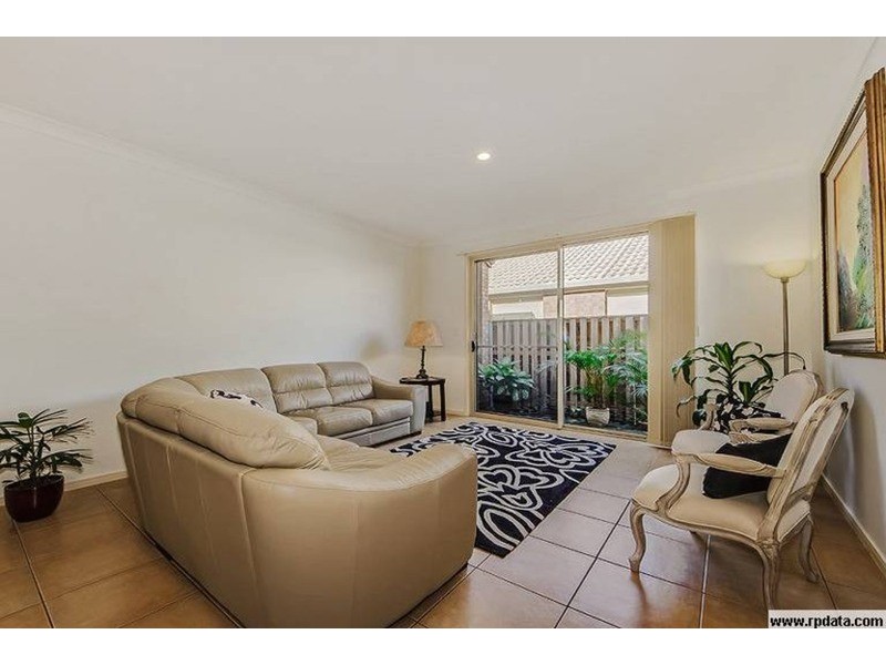 .. Meridien Avenue, Varsity Lakes QLD 4227