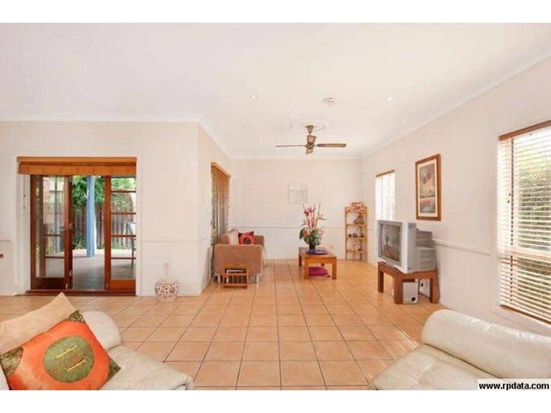 9 Blue Ridge  Crescent, Varsity Lakes QLD 4227