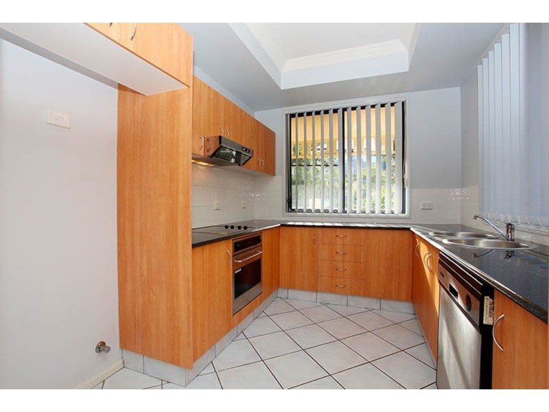 1/4 Gammon Drive, Varsity Lakes QLD 4227