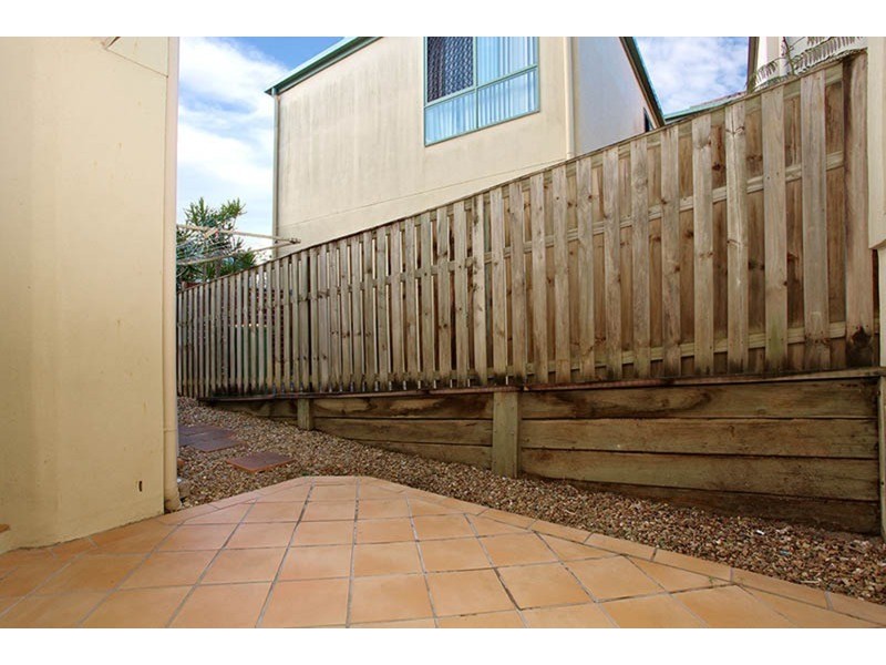 1/4 Gammon Drive, Varsity Lakes QLD 4227