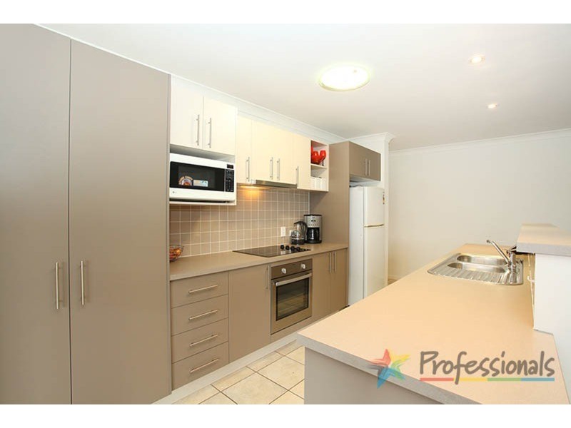 19 Buchanan Circuit, Oxenford QLD 4210