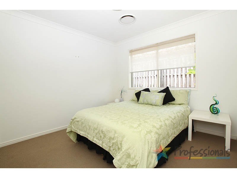 19 Buchanan Circuit, Oxenford QLD 4210