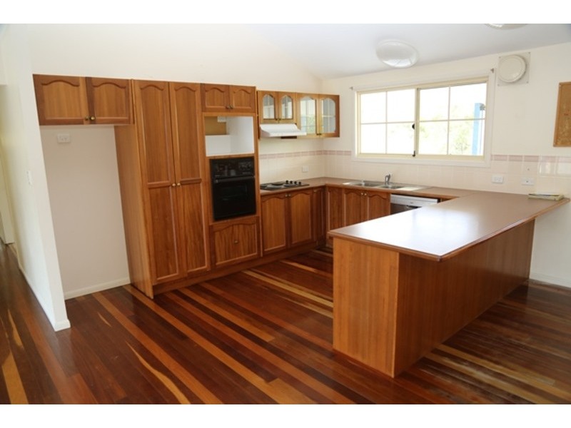 19 AYLESHAM Drive, Bonogin QLD 4213