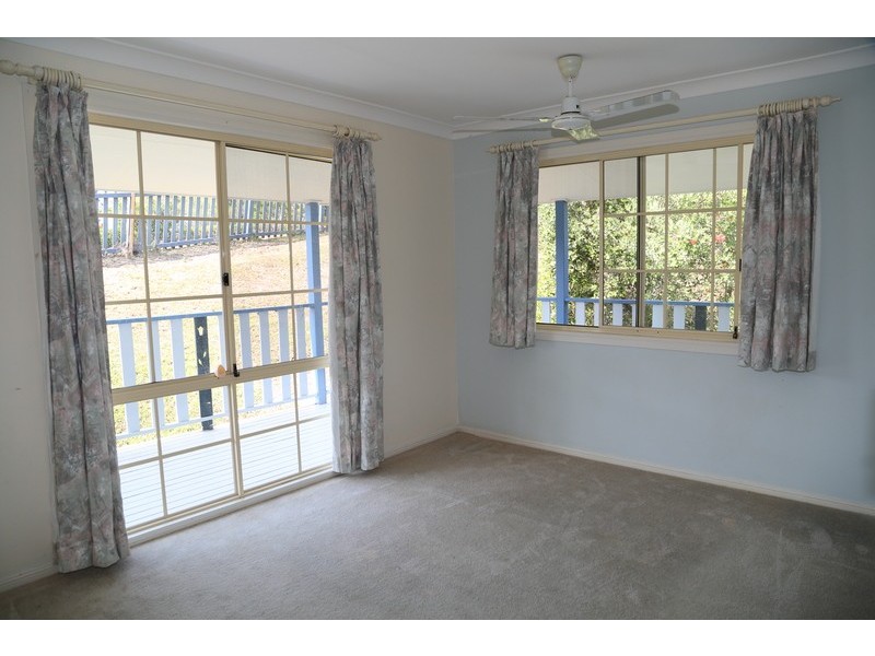 19 AYLESHAM Drive, Bonogin QLD 4213