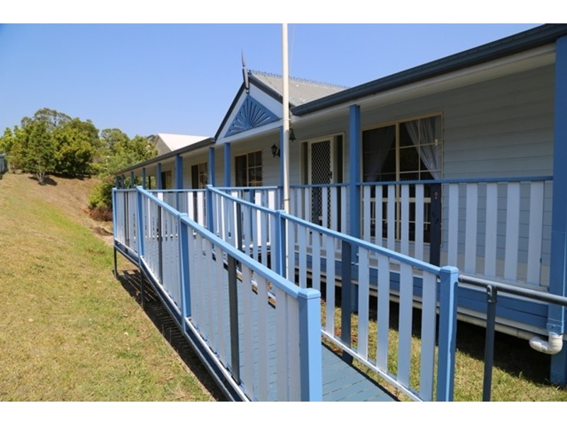 19 AYLESHAM Drive, Bonogin QLD 4213