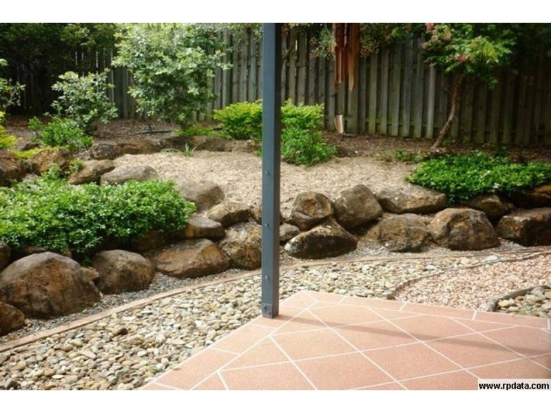 13 North Shore Avenue, Varsity Lakes QLD 4227