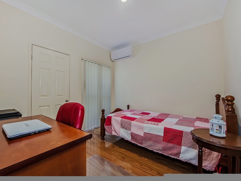 34 Meridien  Avenue, Varsity Lakes QLD 4227