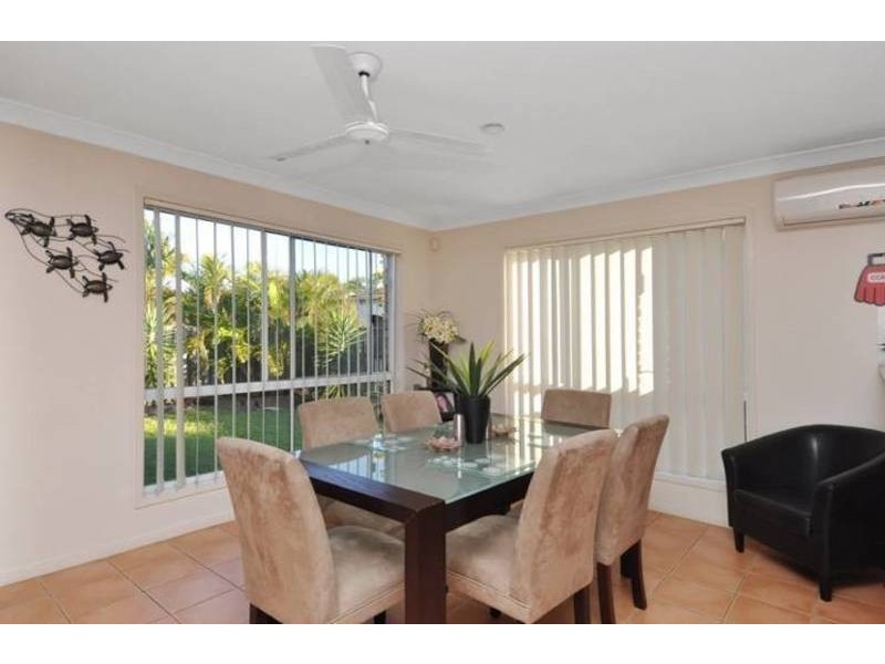 8 Bella Donna Place, Robina QLD 4226