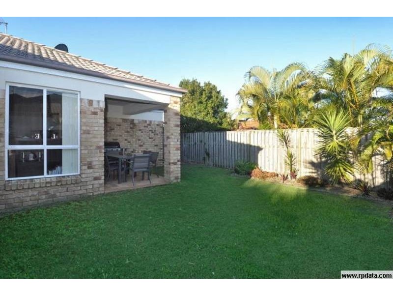 8 Bella Donna Place, Robina QLD 4226