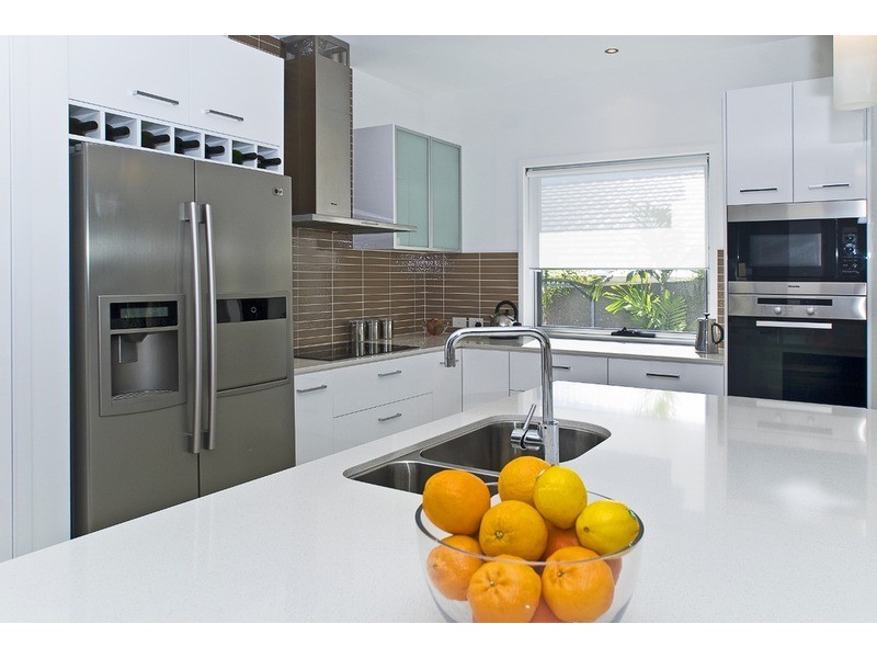 18 Corvus Way, Robina QLD 4226